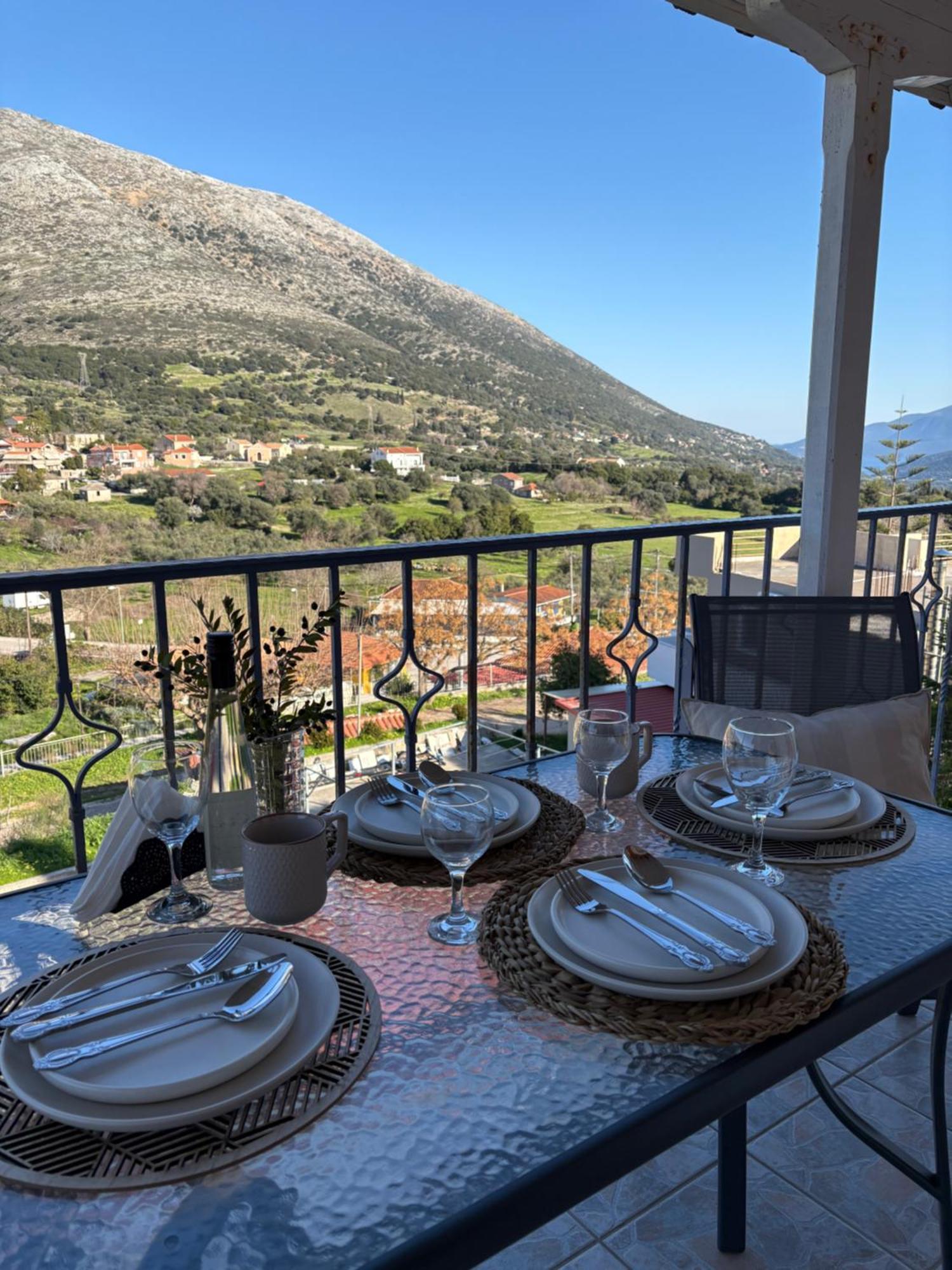 Myrtos Hotel Divarata Eksteriør billede