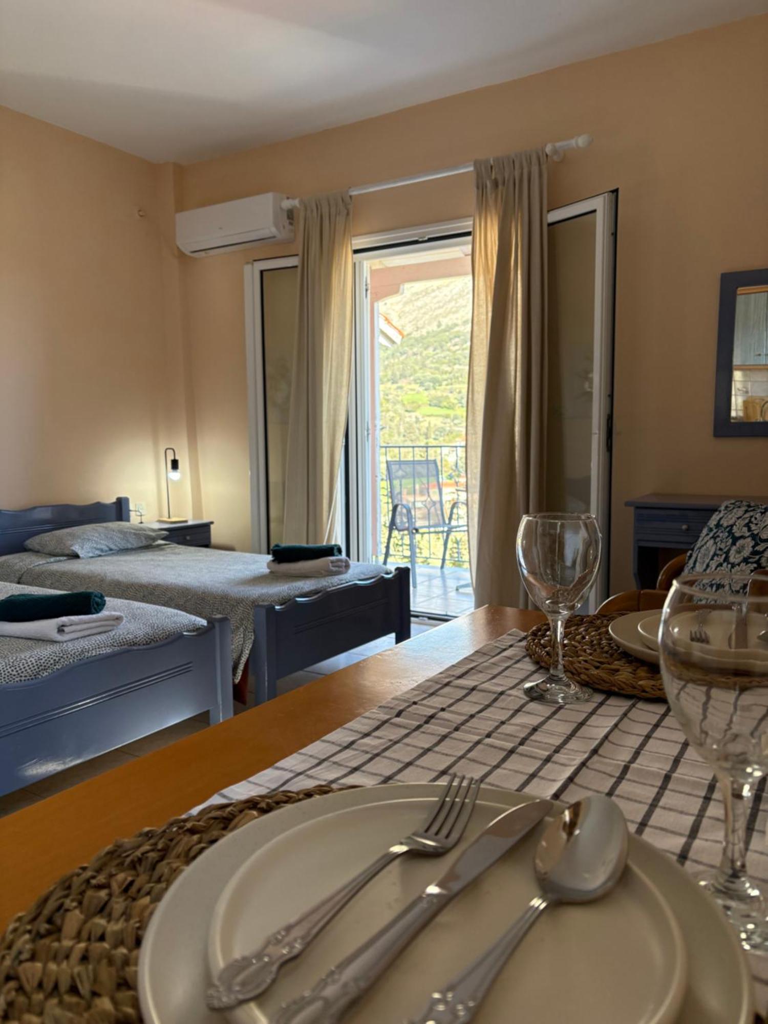 Myrtos Hotel Divarata Eksteriør billede